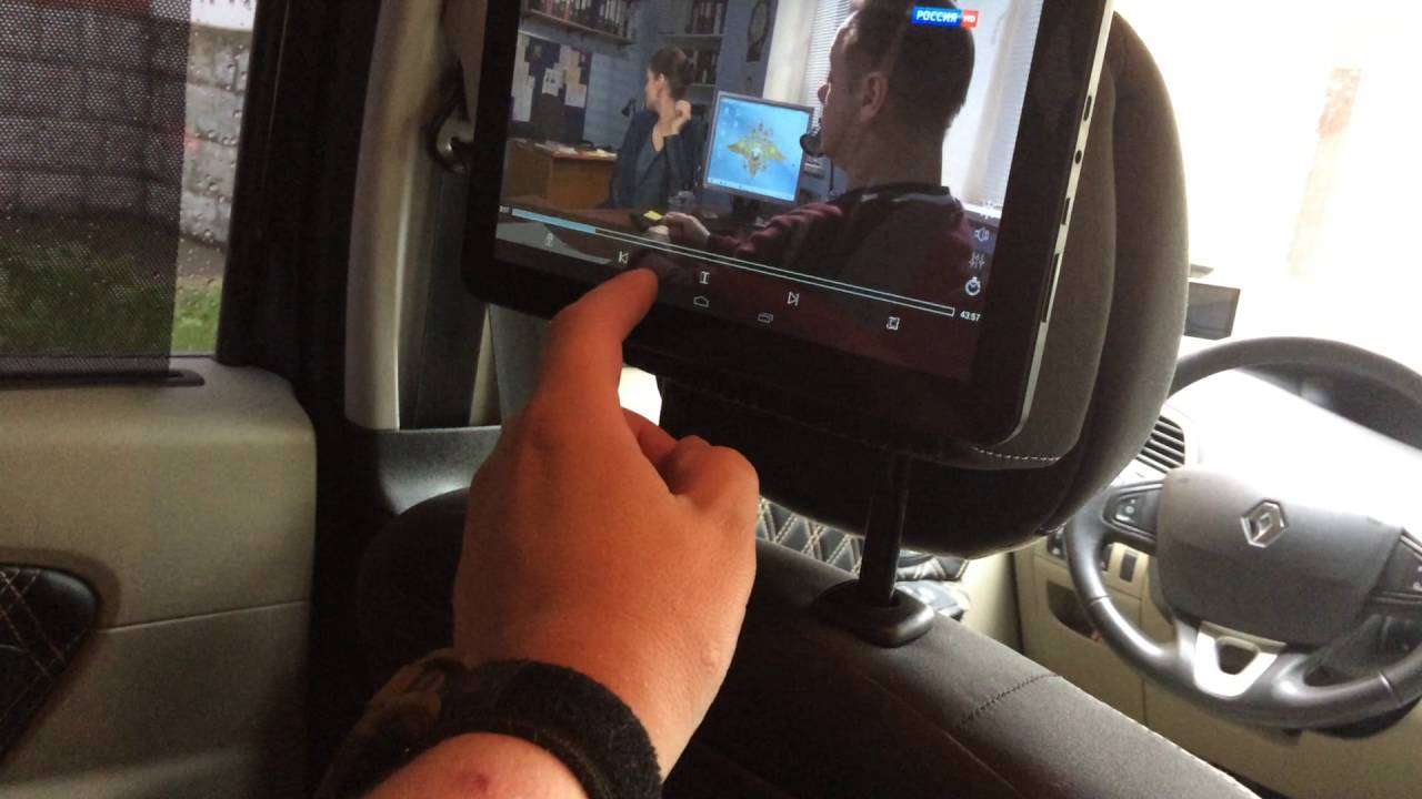 Установка планшета в подголовник автомобиля